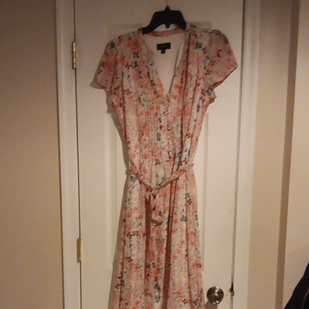 MSK Peach Floral V-Neck Maxi Dress with Tie